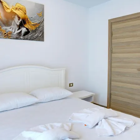 Madagascar By Alz Apartmán