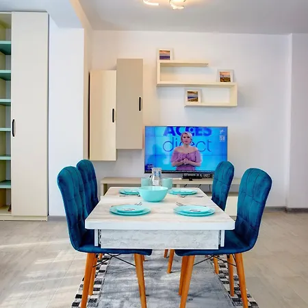 Madagascar By Alz Năvodari