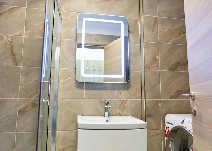 Madagascar By Alz Năvodari